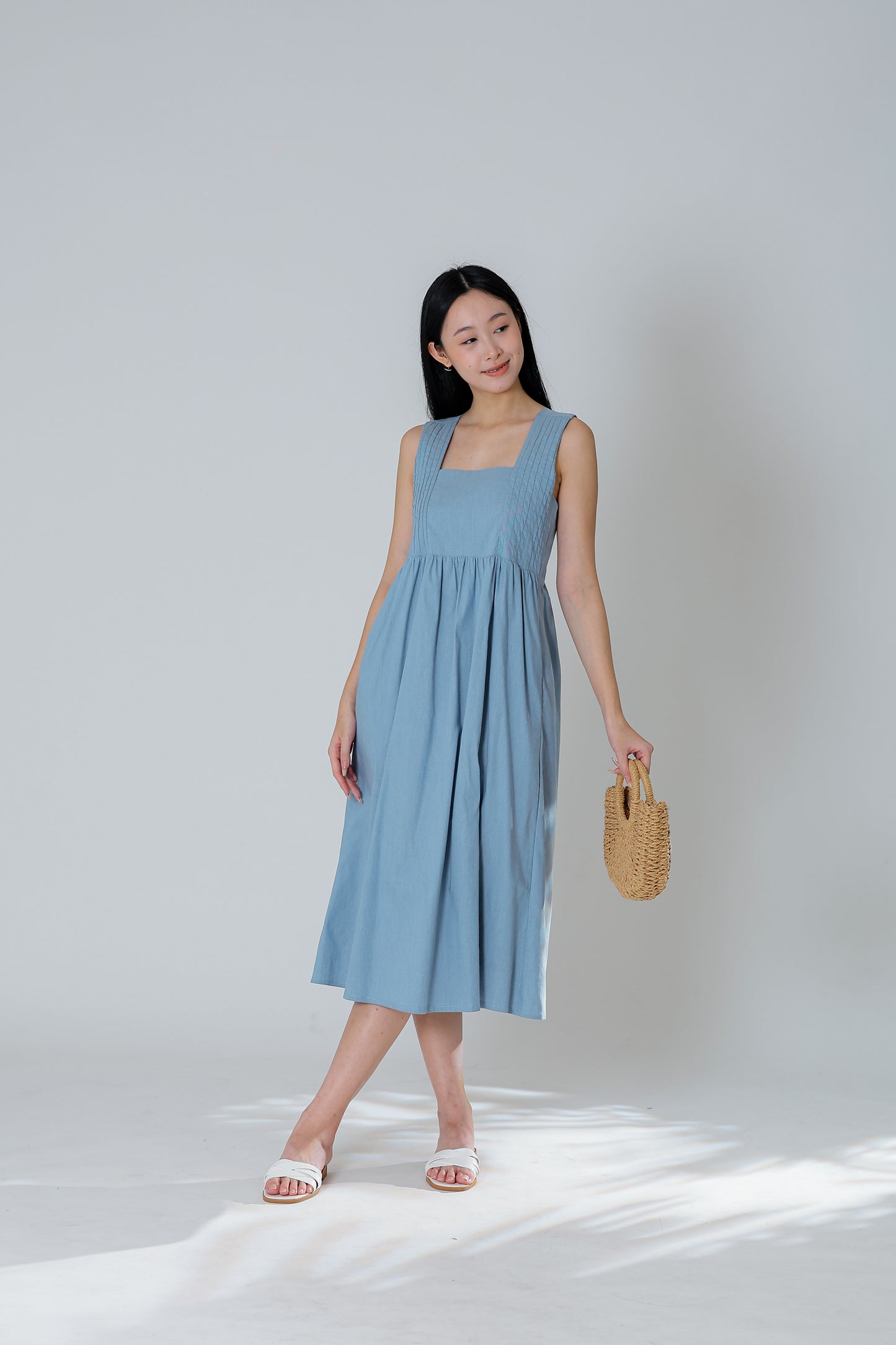 Mindy Square Neck Midi Dress - Lt Blue