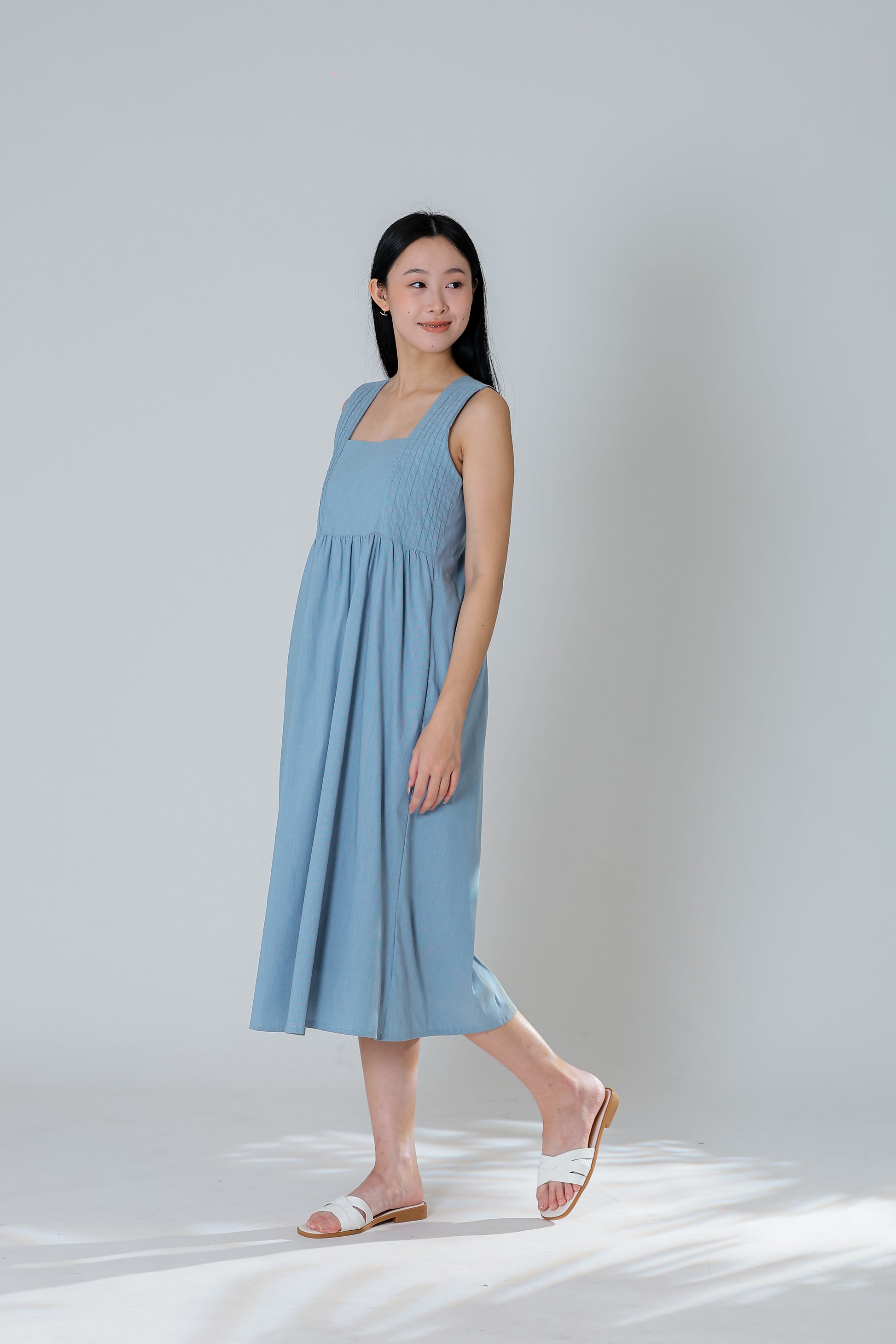 Mindy Square Neck Midi Dress - Lt Blue