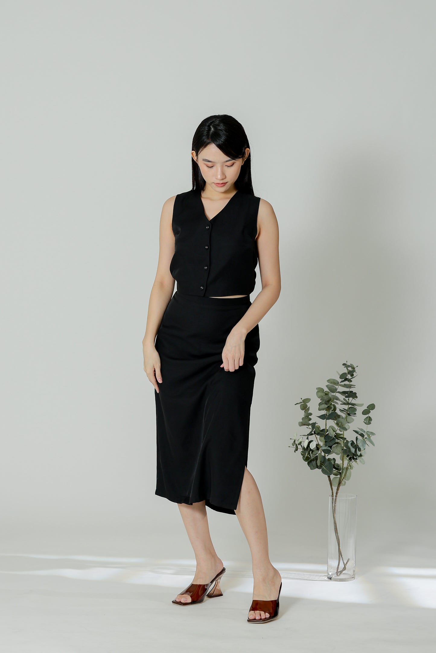 Olivia V-Neck Open Slit Dress - Black