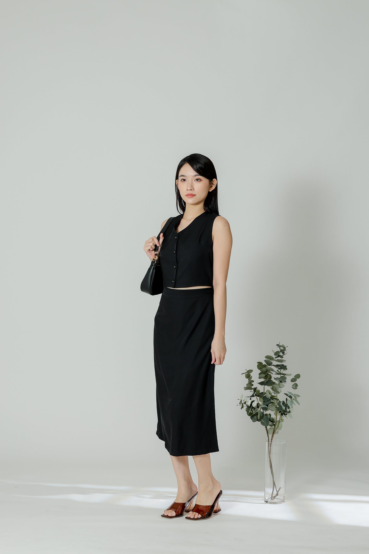 Olivia V-Neck Open Slit Dress - Black