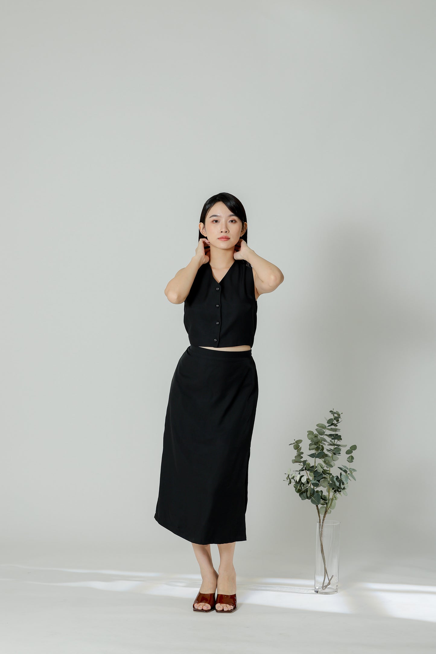 Olivia V-Neck Open Slit Dress - Black