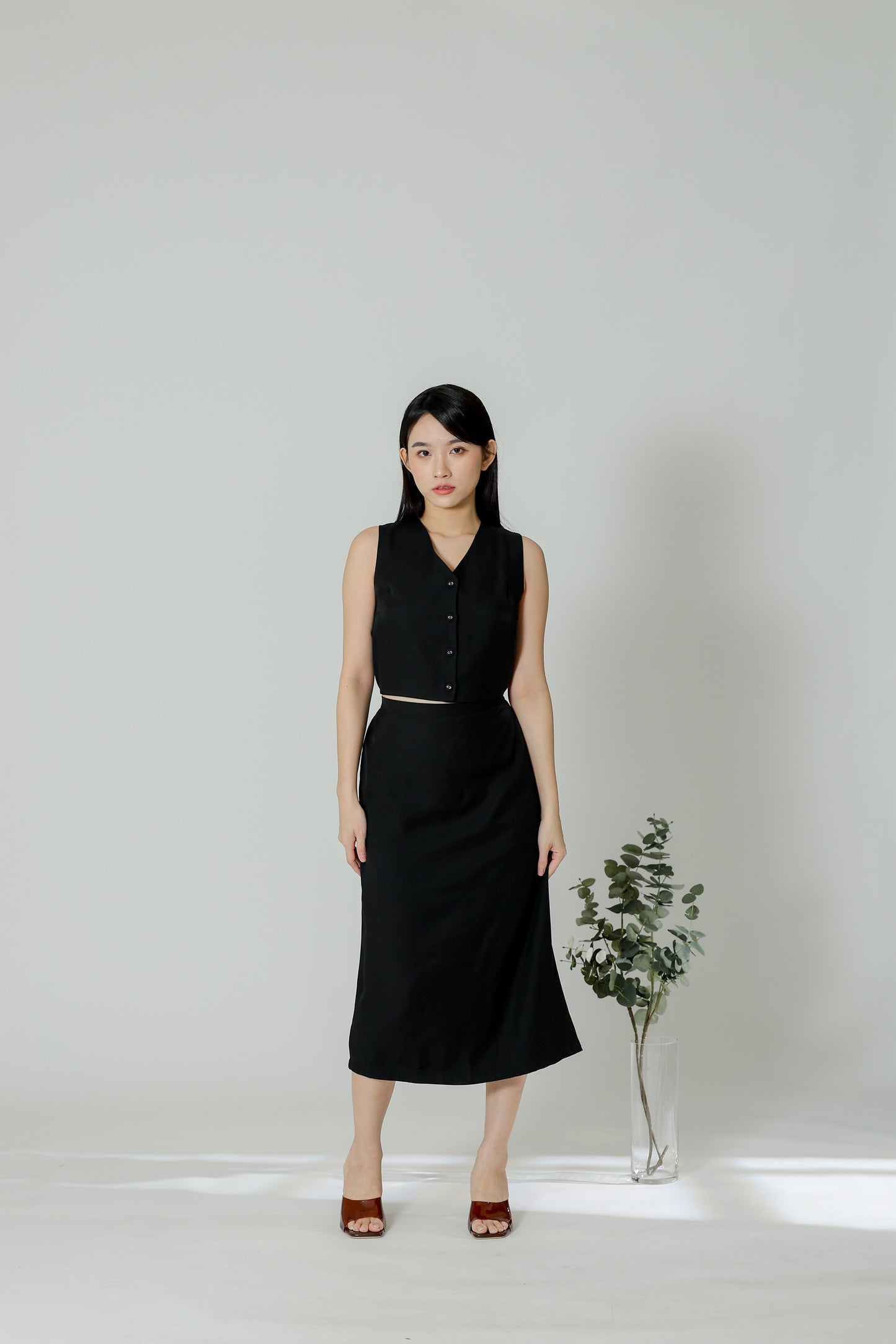 Olivia V-Neck Open Slit Dress - Black