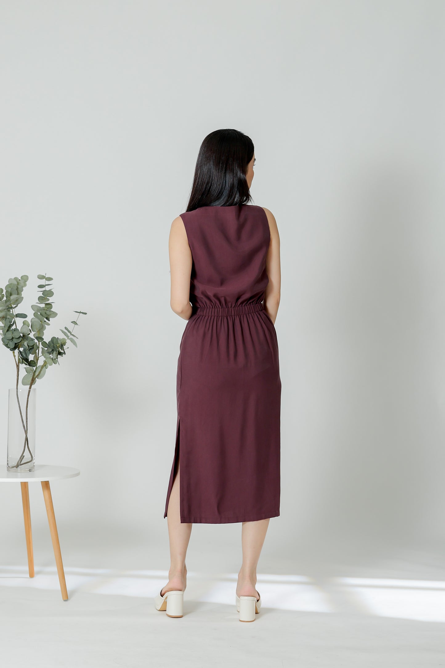 Olivia V-Neck Open Slit Dress - Plum