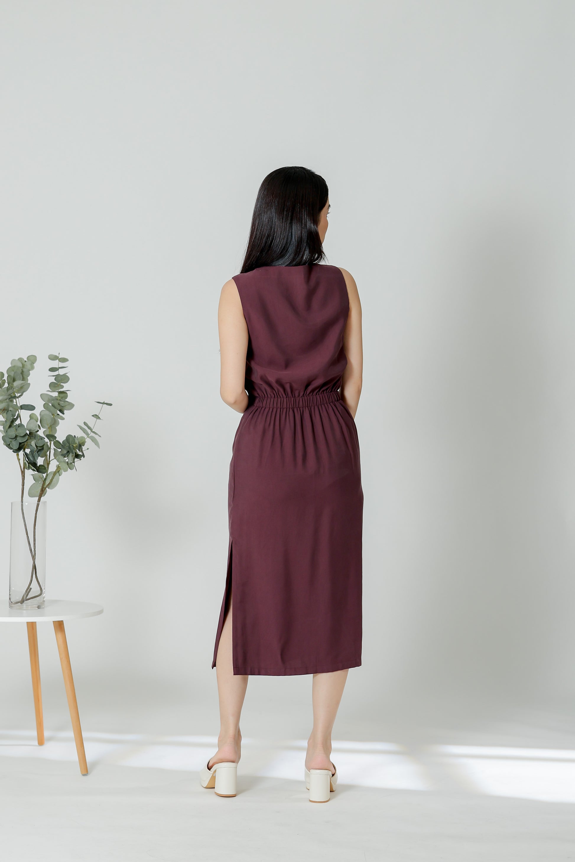 Olivia V-Neck Open Slit Dress - Plum