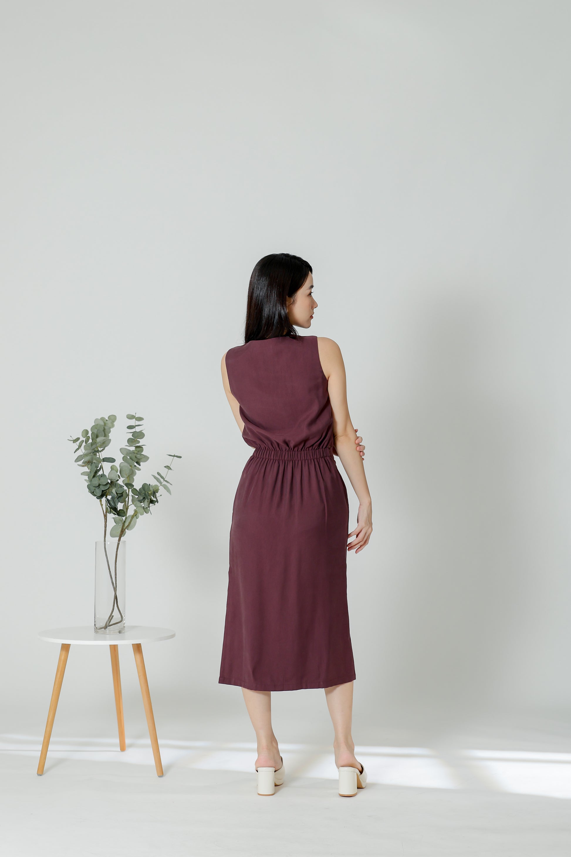 Olivia V-Neck Open Slit Dress - Plum