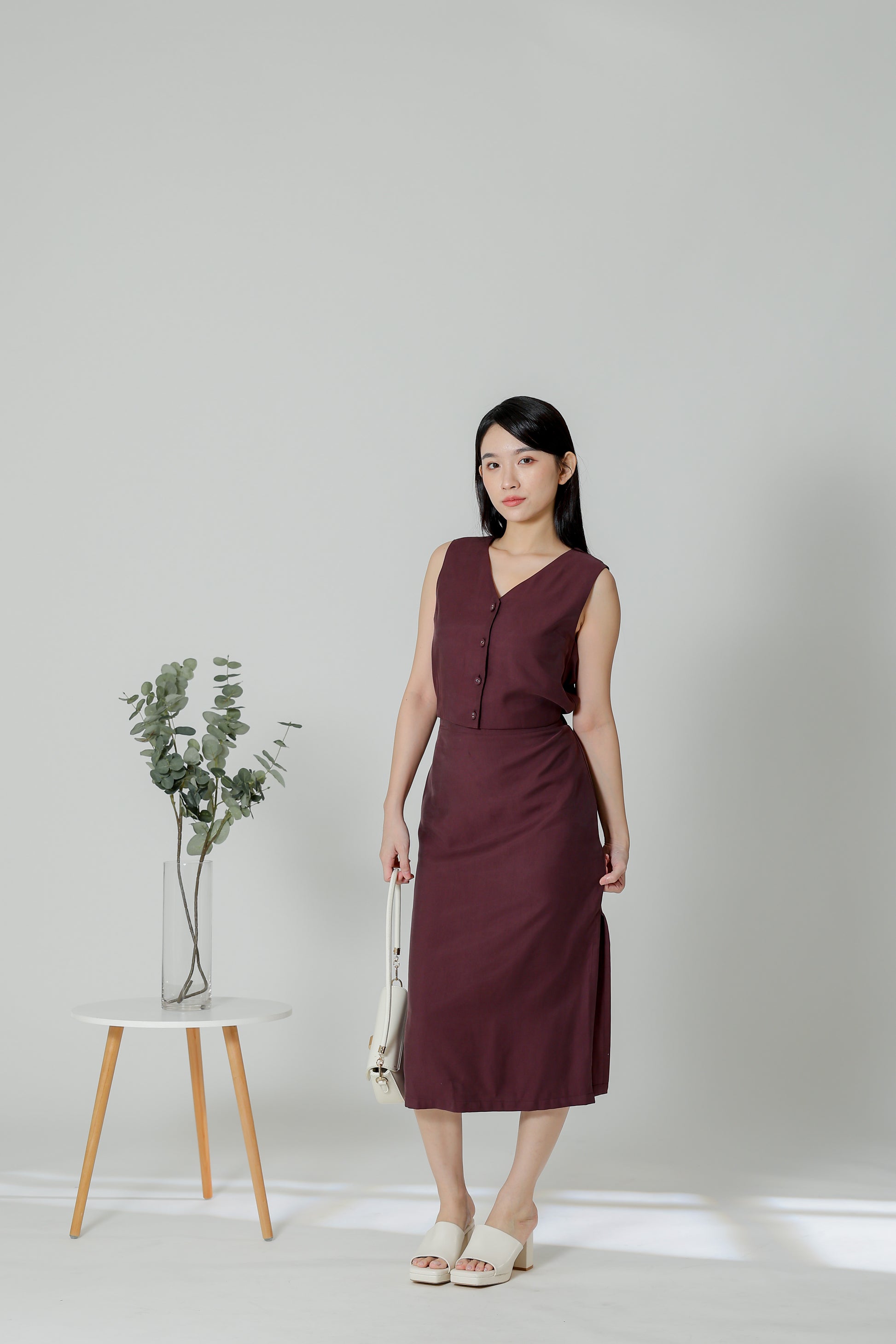 Olivia V-Neck Open Slit Dress - Plum