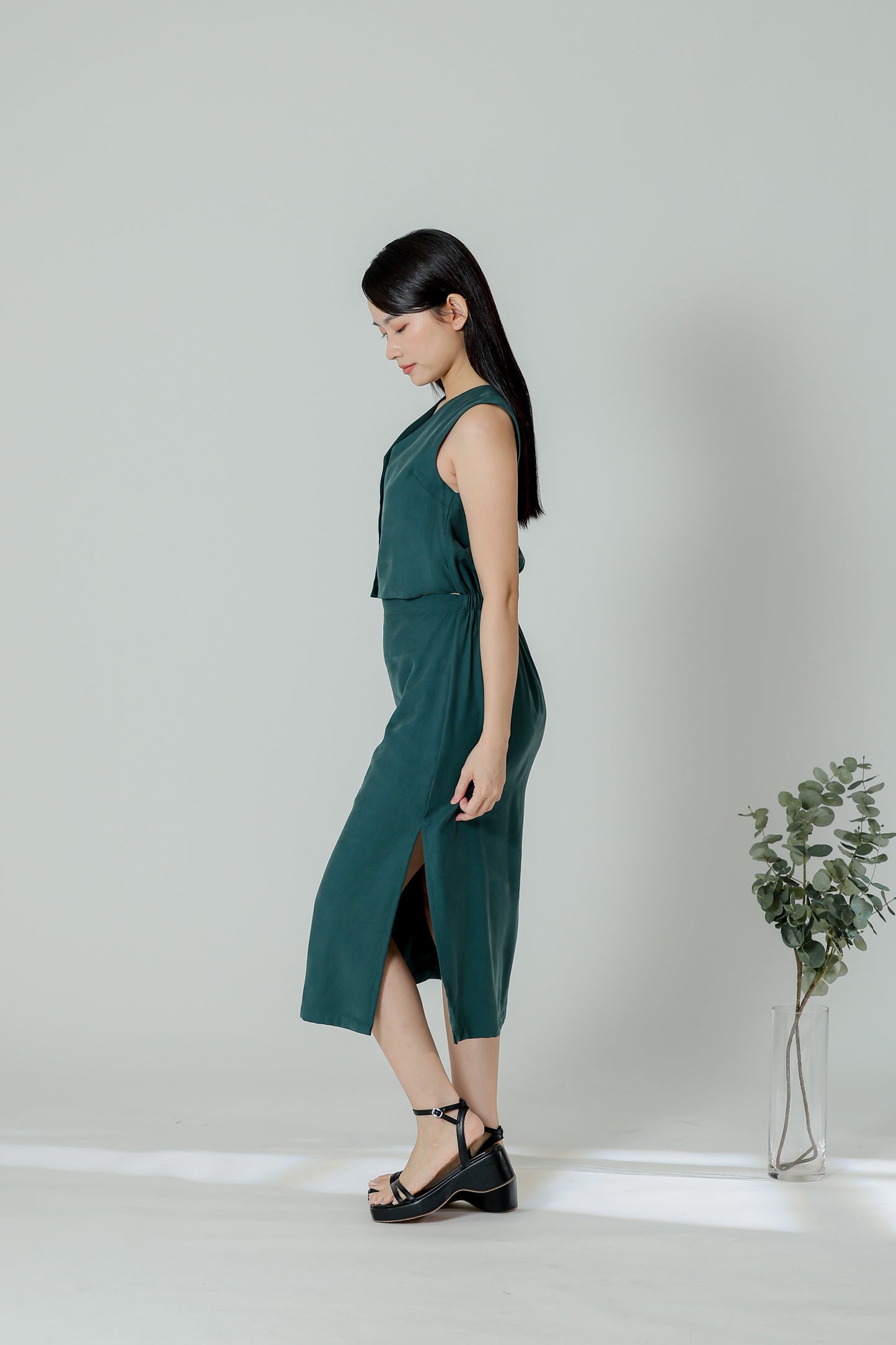 Olivia V-Neck Open Slit Dress - Emerald