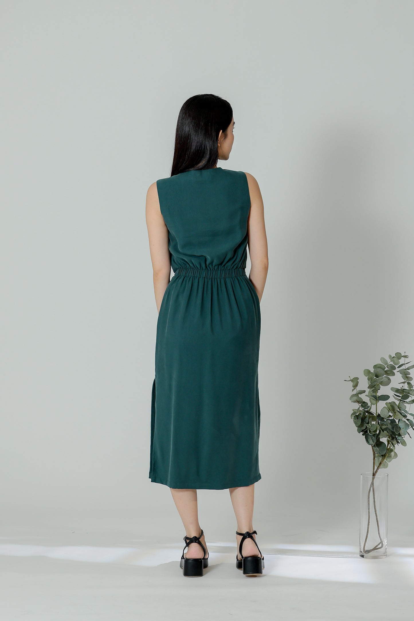 Olivia V-Neck Open Slit Dress - Emerald