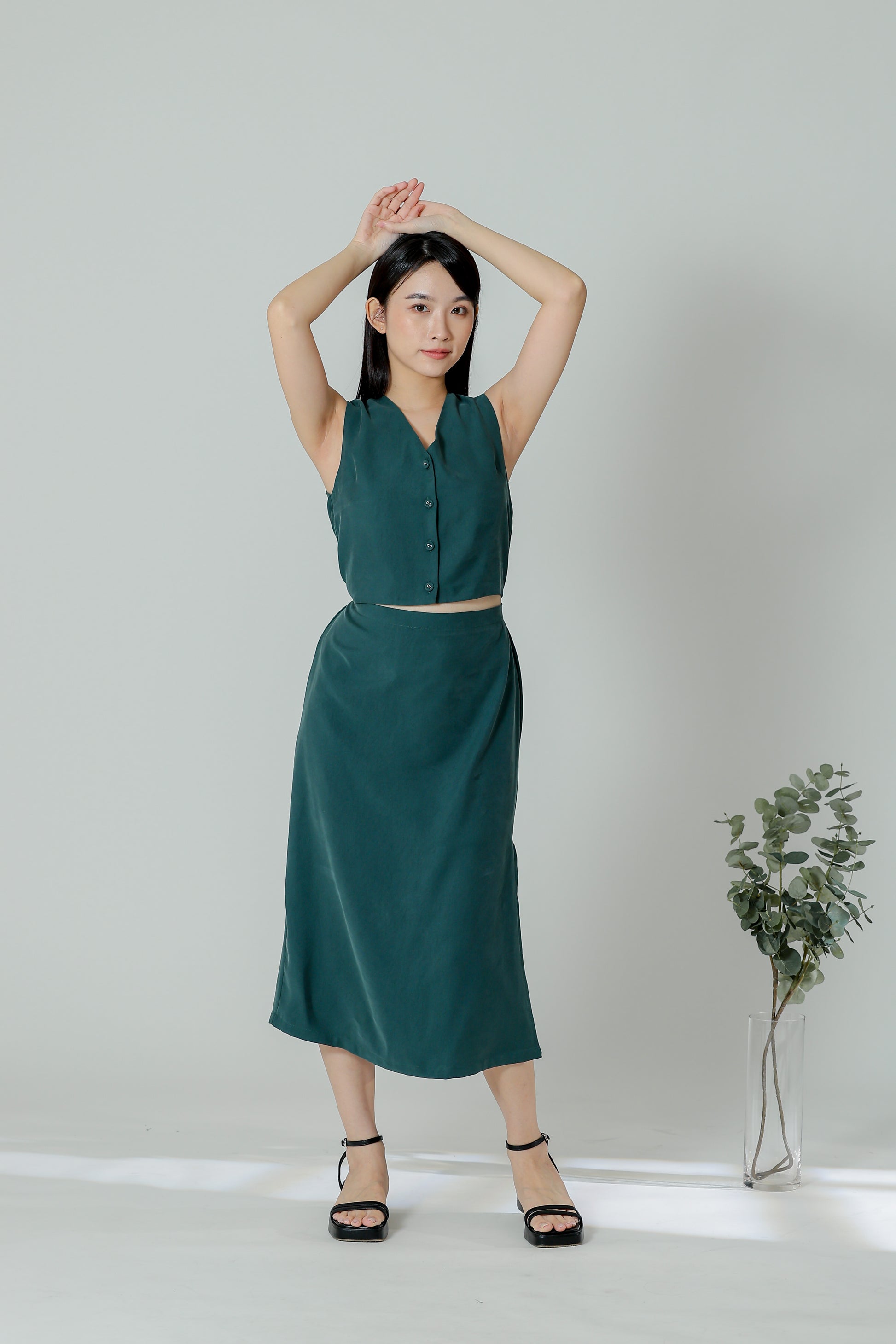 Olivia V-Neck Open Slit Dress - Emerald