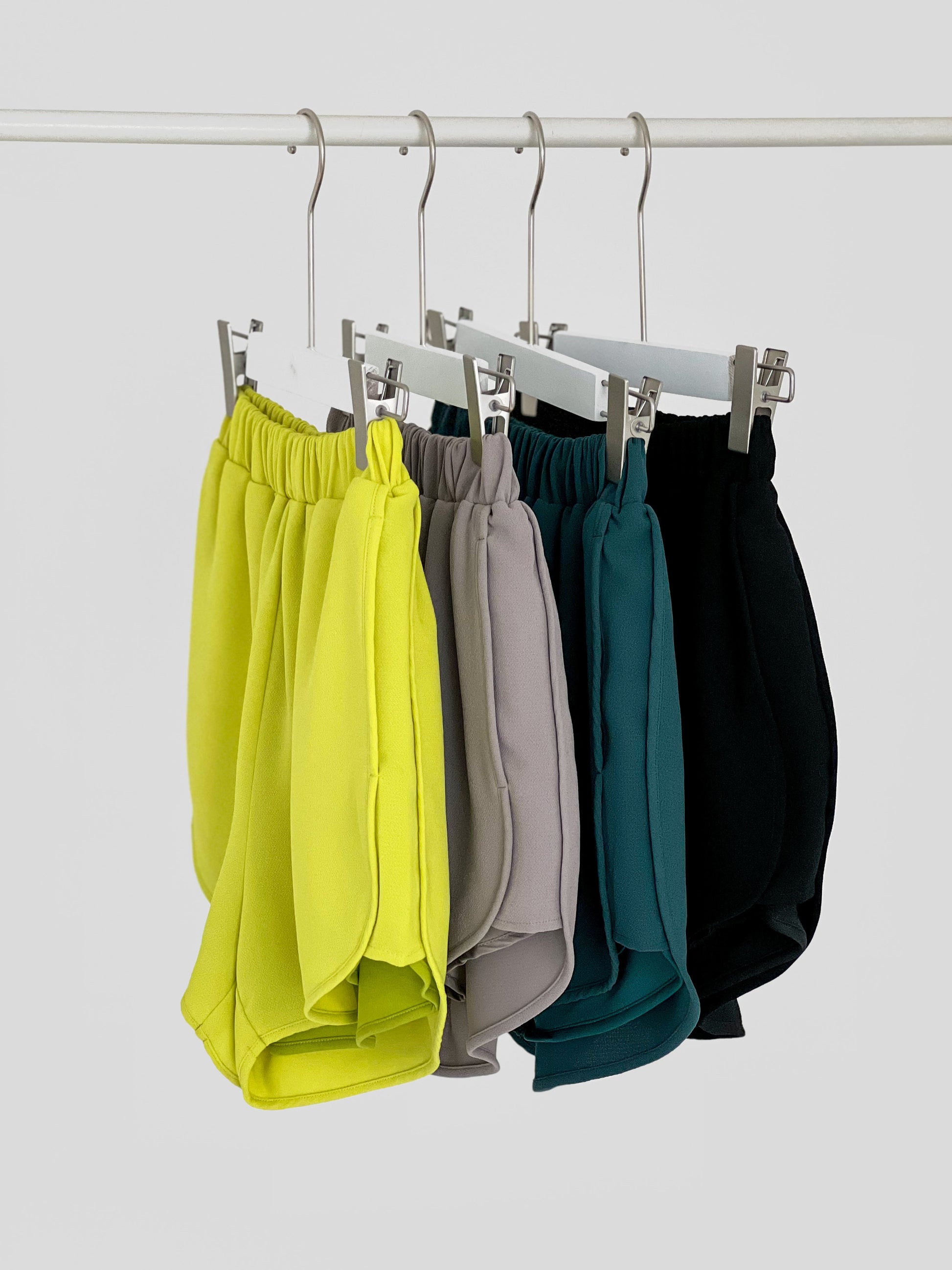 Pixie Chiffon Jogger Short - Emerald