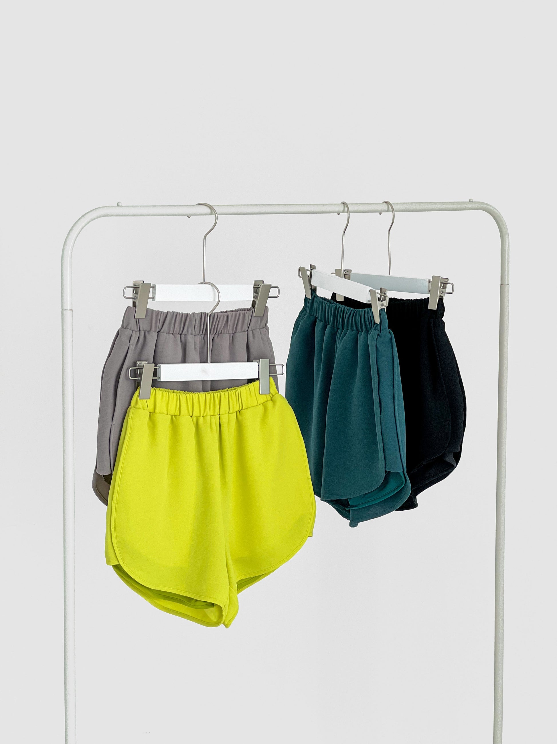 Pixie Chiffon Jogger Short - Grey